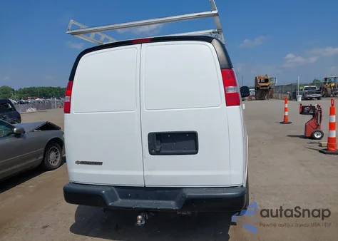 2020 Chevrolet Express Cargo Rwd 2500 Regular Wheelbase Wt из США, поврежденный, VIN 1GCWGAFGXL1195412